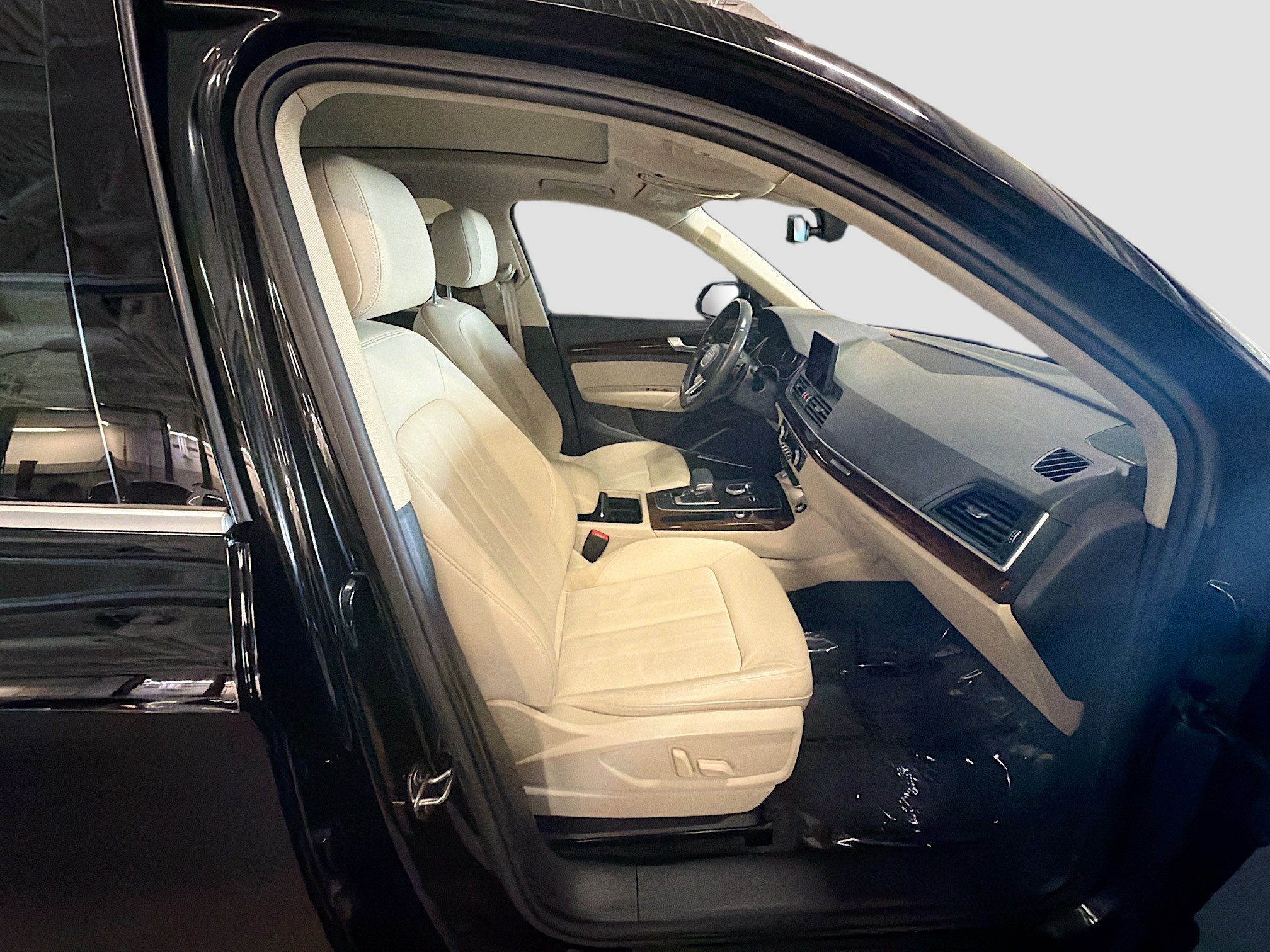 Used 2018 Audi Q5 2.0T Premium Plus w/ Premium Plus Package AWD/4WD image 33