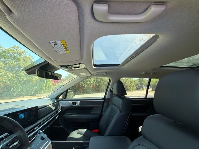 New 2025 Hyundai Santa Fe Limited AWD/4WD image 15