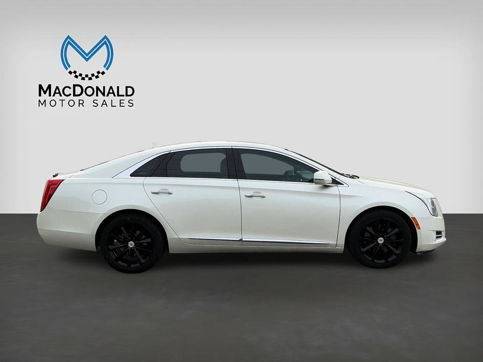 Used 2013 Cadillac XTS Luxury w/ Driver Awareness Package FWD image 8