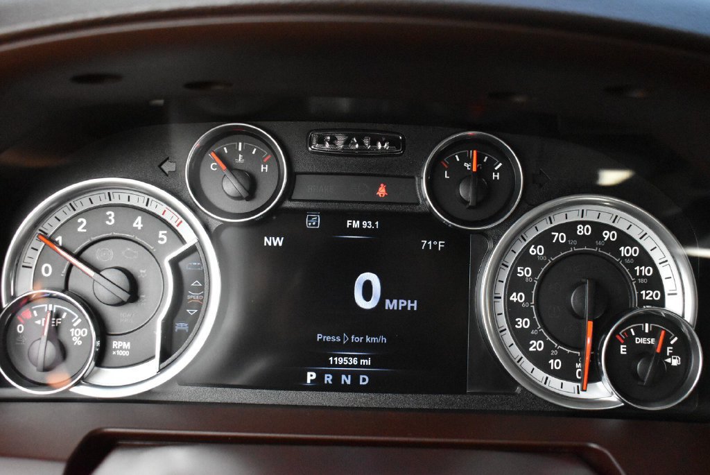 Used 2015 RAM 1500 Laramie w/ Convenience Group AWD/4WD image 19