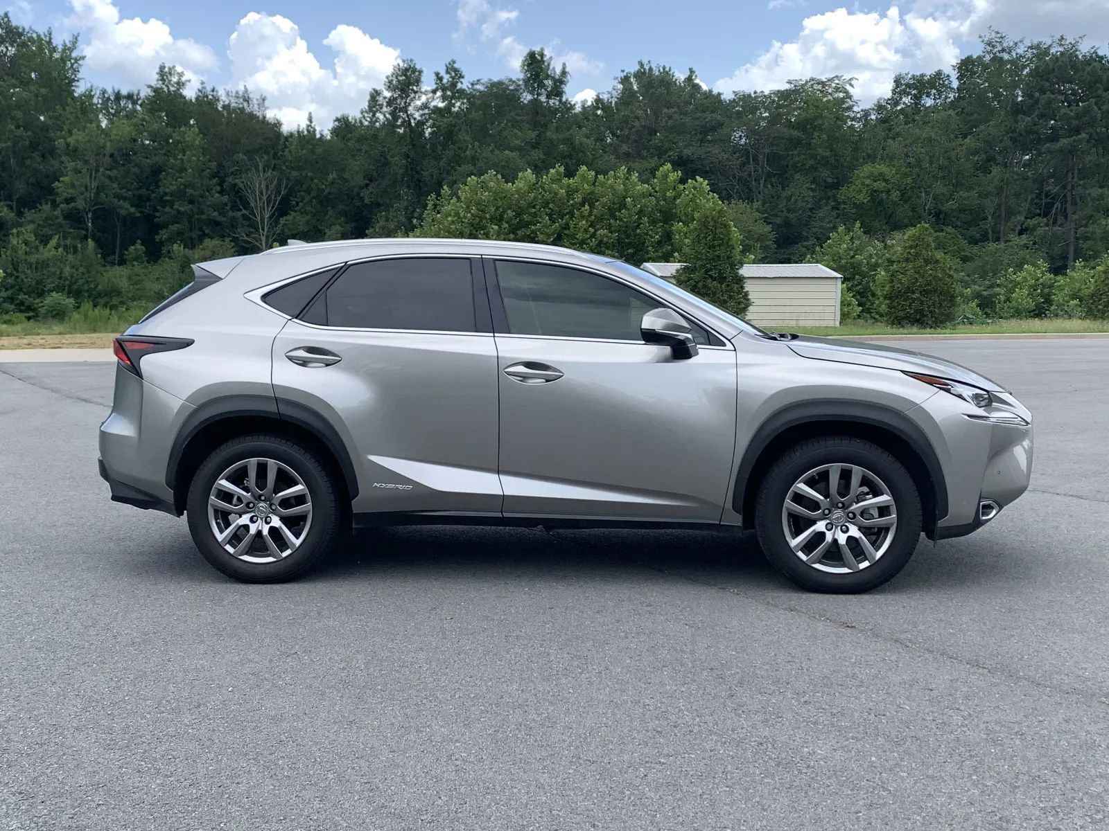 Used 2016 Lexus NX 300h AWD w/ Luxury Package image 8