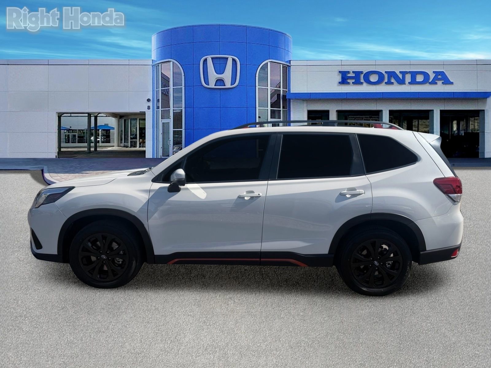 Used 2023 Subaru Forester Sport AWD/4WD image 3