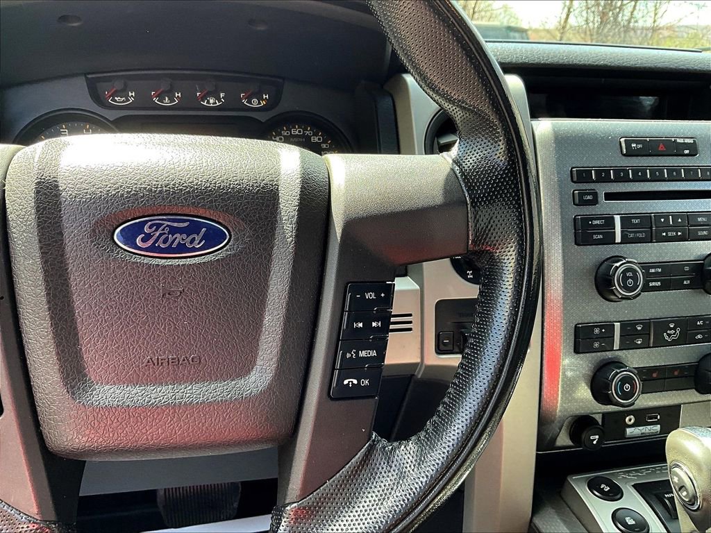 Used 2011 Ford F150 Raptor w/ Raptor Luxury Pkg image 18