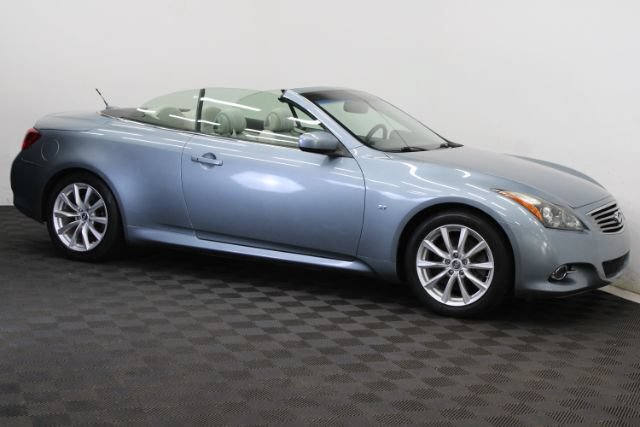 Used 2015 INFINITI Q60 Convertible w/ Premium Package RWD image 5