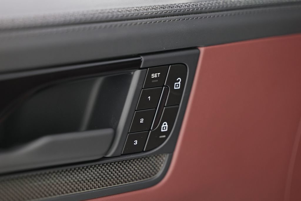 New 2026 Porsche Cayenne GTS AWD/4WD image 21