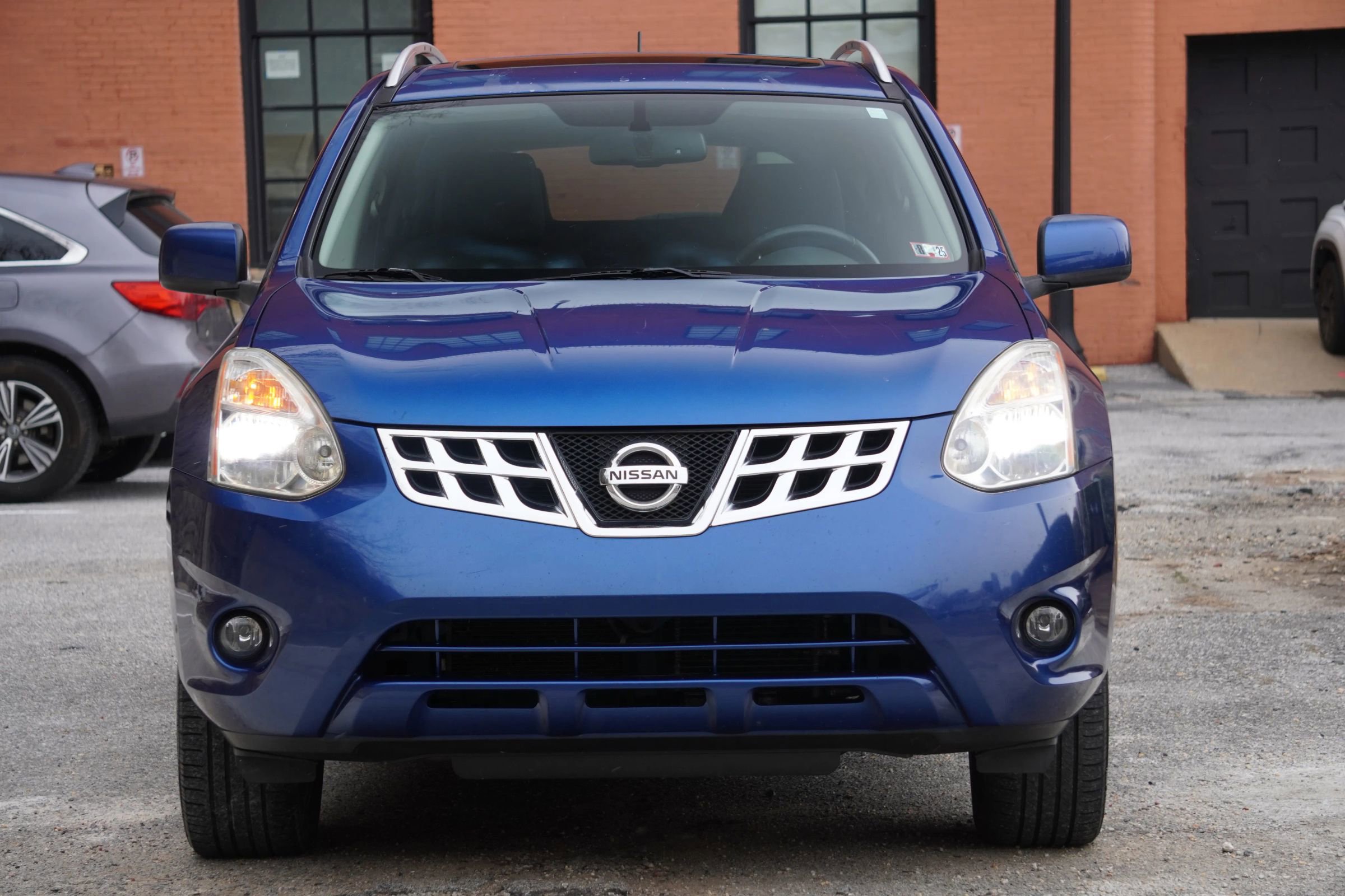 Used 2011 Nissan Rogue SV w/ SL Pkg image 6