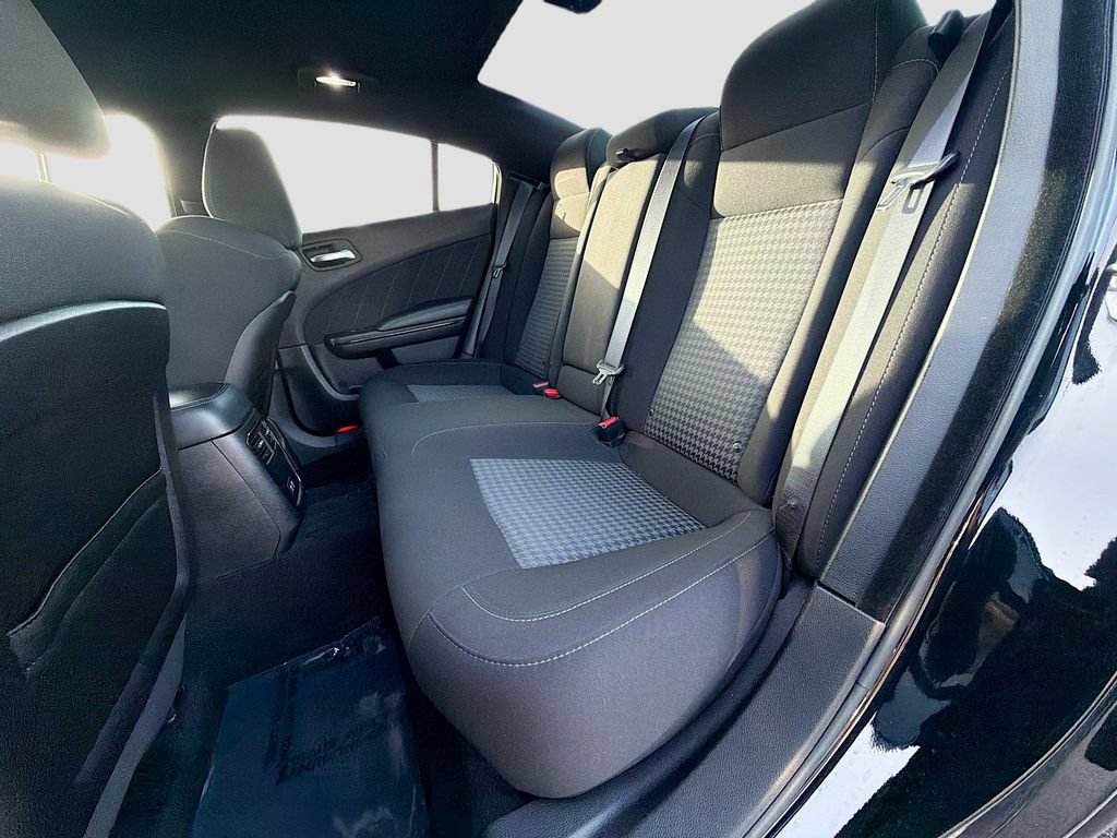 Used 2020 Dodge Charger R/T w/ Blacktop Package RWD image 19