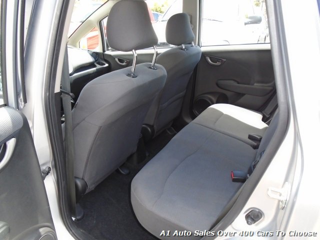 Used 2013 Honda Fit image 6