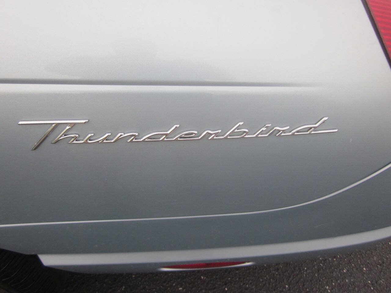 Used 2004 Ford Thunderbird RWD image 28