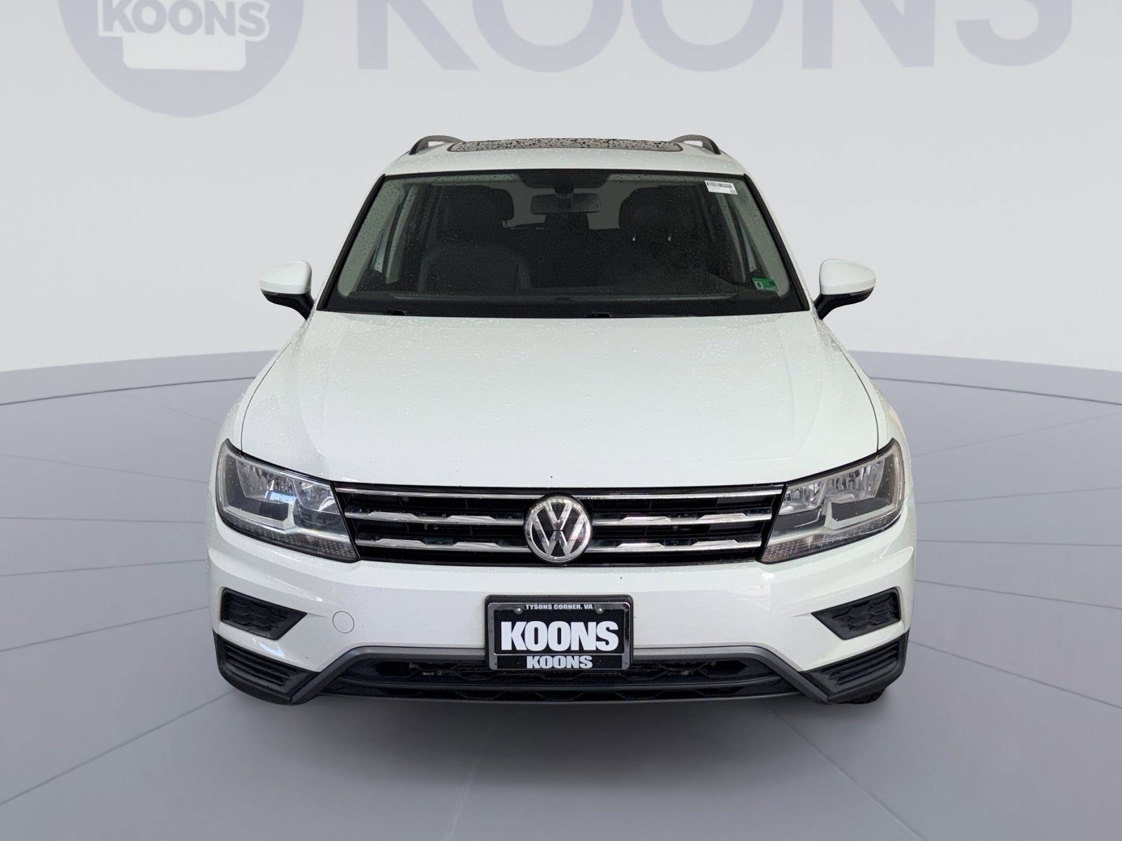 Used 2019 Volkswagen Tiguan SE w/ Panoramic Sunroof Package image 11