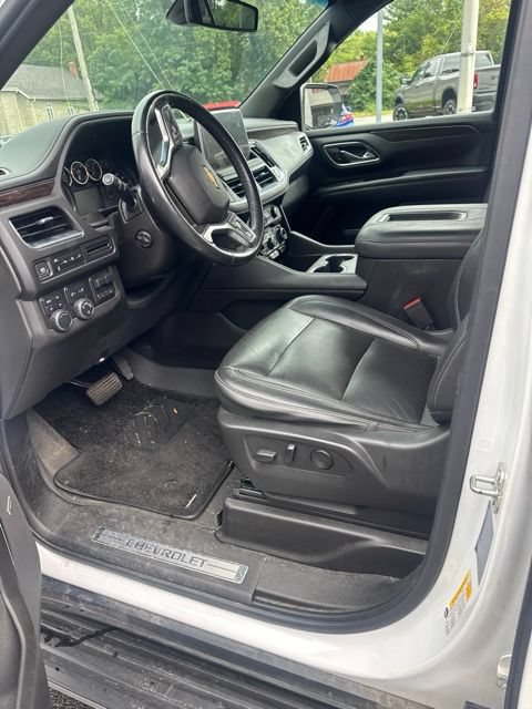 Used 2021 Chevrolet Tahoe LT w/ LT Signature Package AWD/4WD image 4