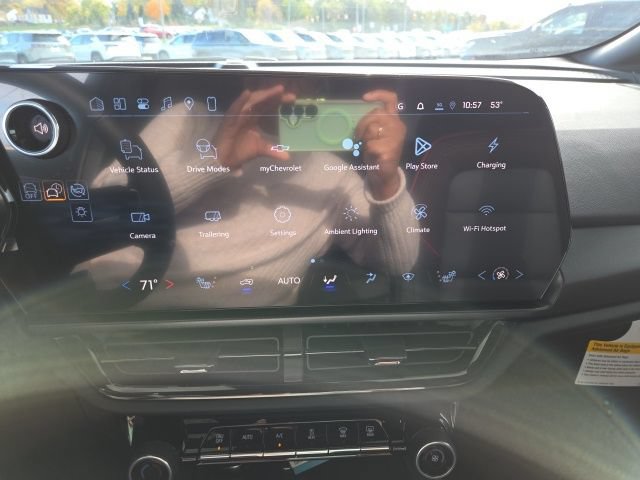New 2026 Chevrolet Equinox EV RS FWD image 32