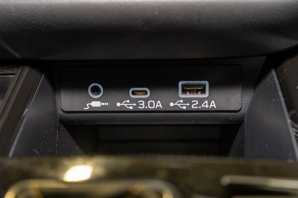 Used 2023 Subaru Outback Wilderness image 17