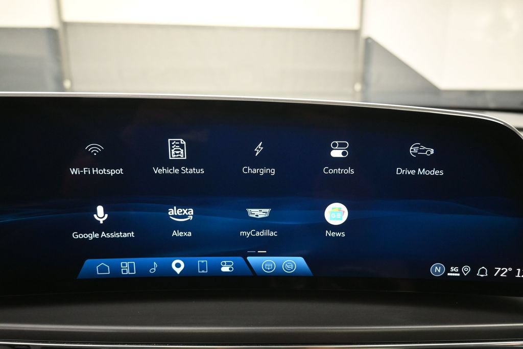 Used 2024 Cadillac Lyriq Tech w/ Driver Assist Package AWD/4WD image 16