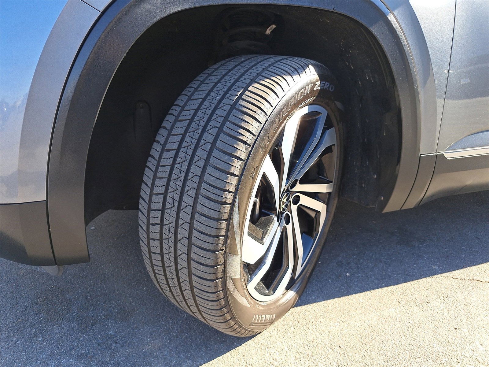 Used 2022 Volkswagen Atlas SEL image 40