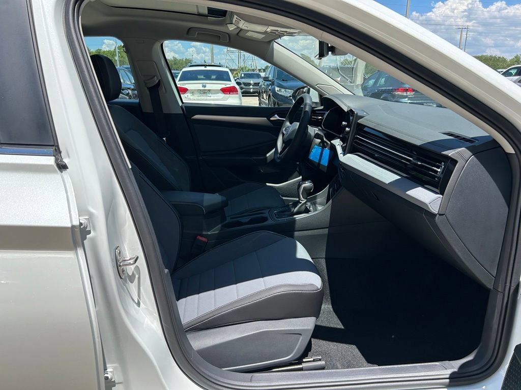New 2026 Volkswagen Jetta SE FWD image 39