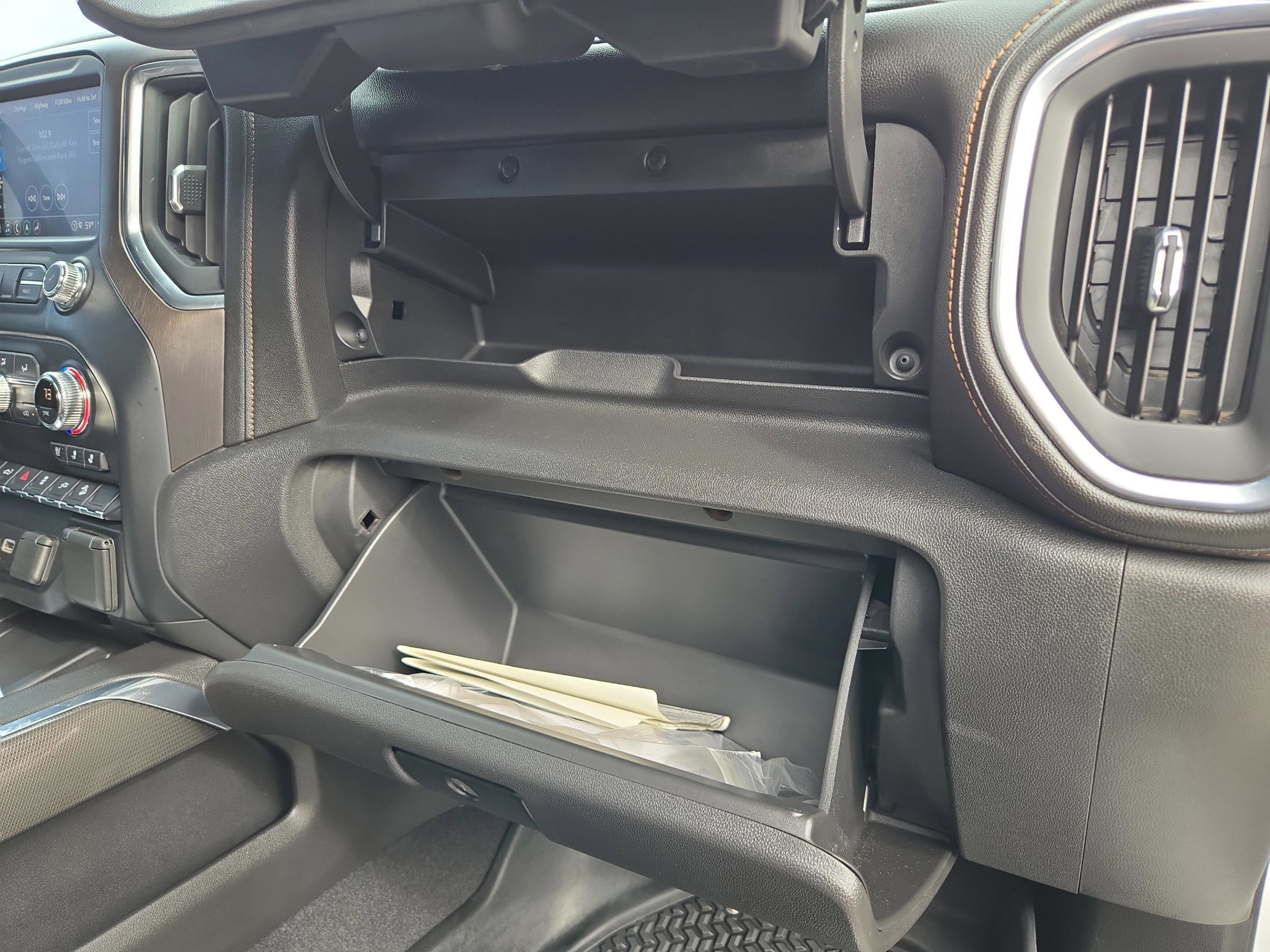 Used 2022 GMC Sierra 1500 AT4 w/ AT4 Premium Package image 23