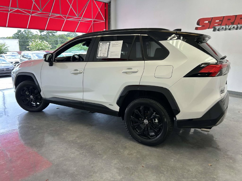 Used 2025 Toyota RAV4 XSE AWD/4WD image 6
