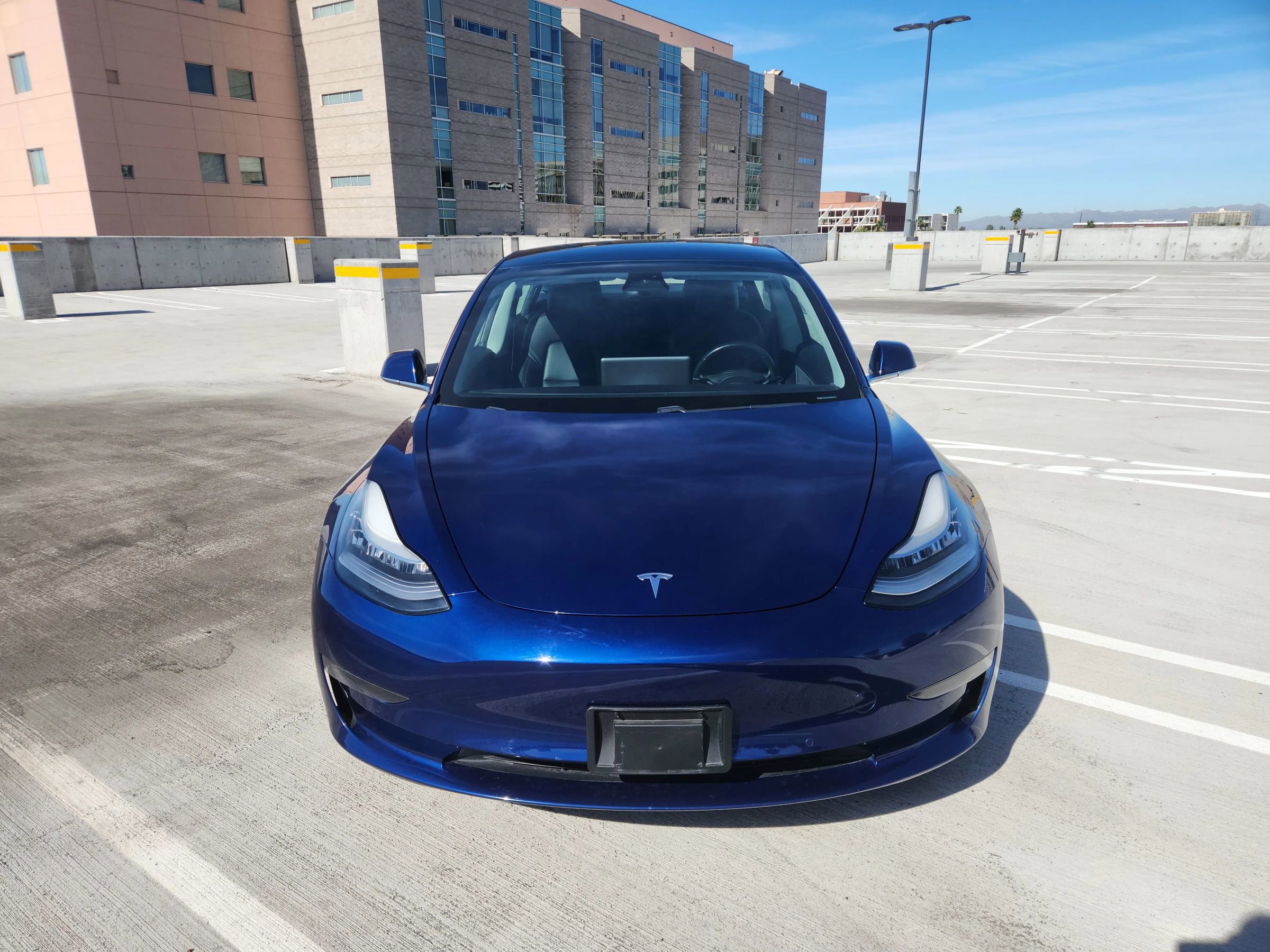 Used 2018 Tesla Model 3 Mid Range image 3