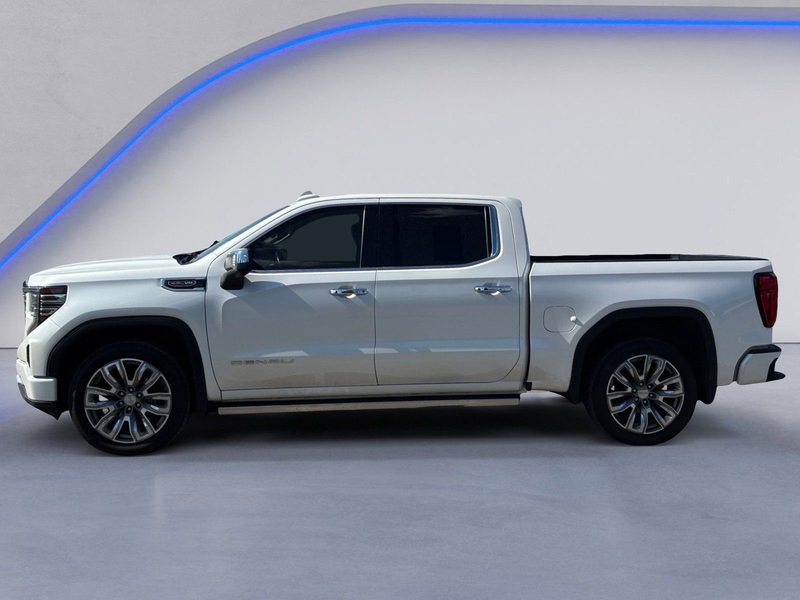 Used 2023 GMC Sierra 1500 Denali AWD/4WD image 13