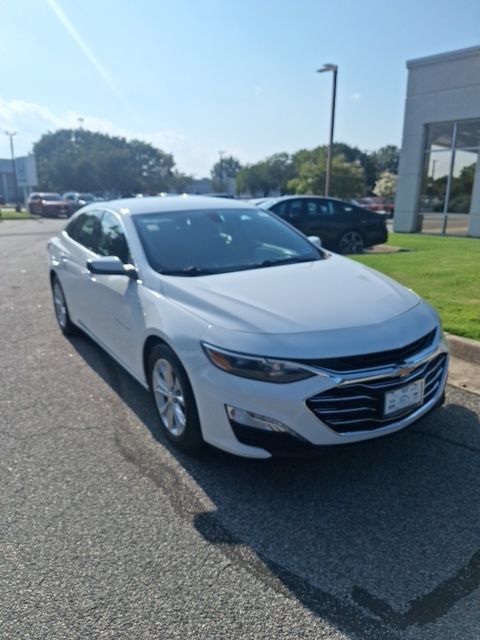 Used 2022 Chevrolet Malibu LT FWD image 4