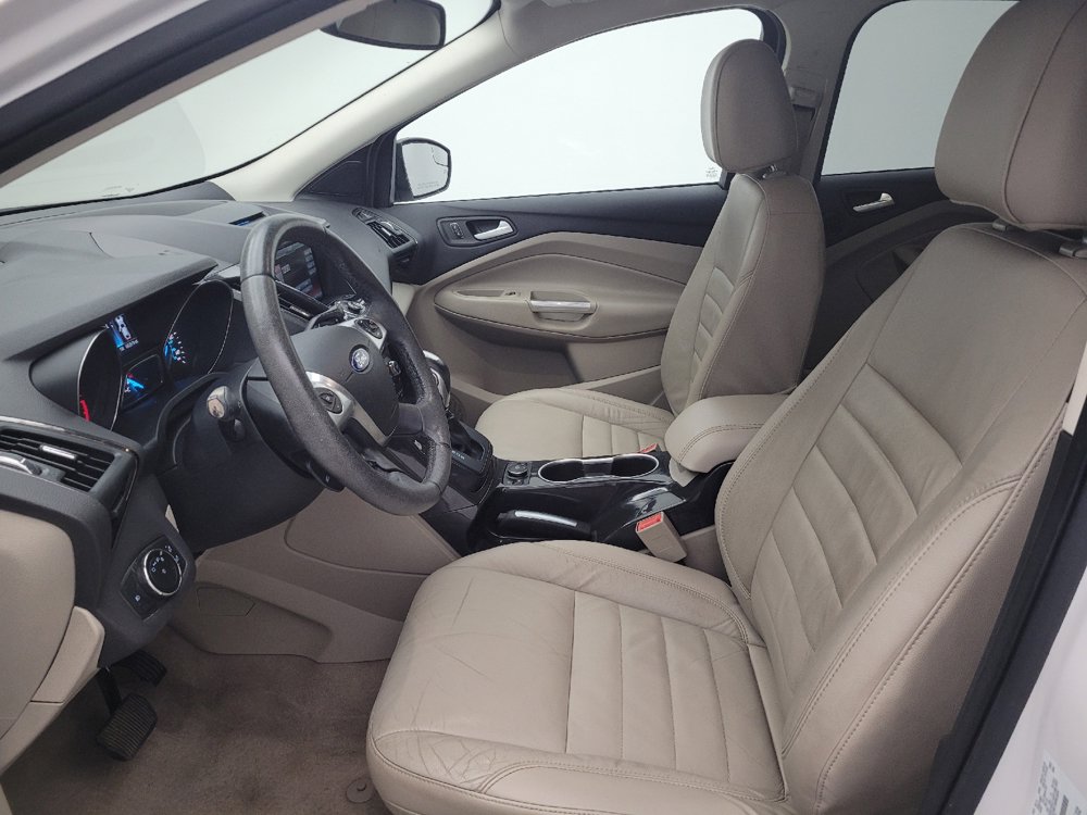 Used 2015 Ford Escape Titanium FWD image 17