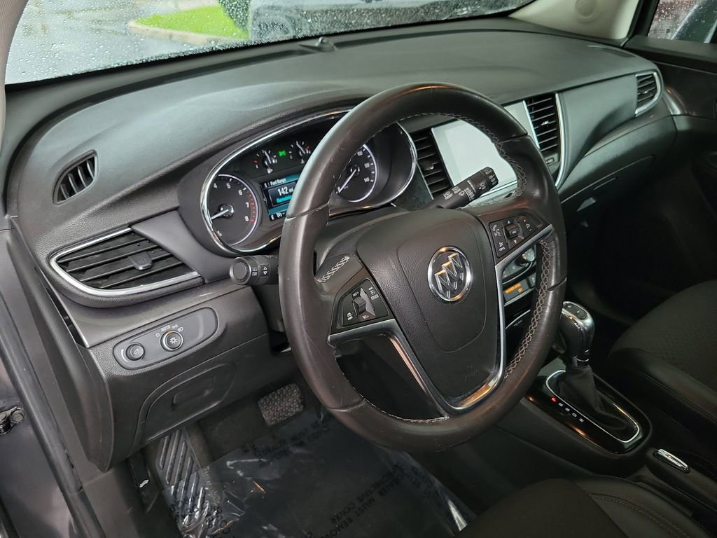 Used 2018 Buick Encore Preferred image 18