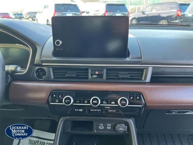 Used 2025 Honda Pilot Elite image 29