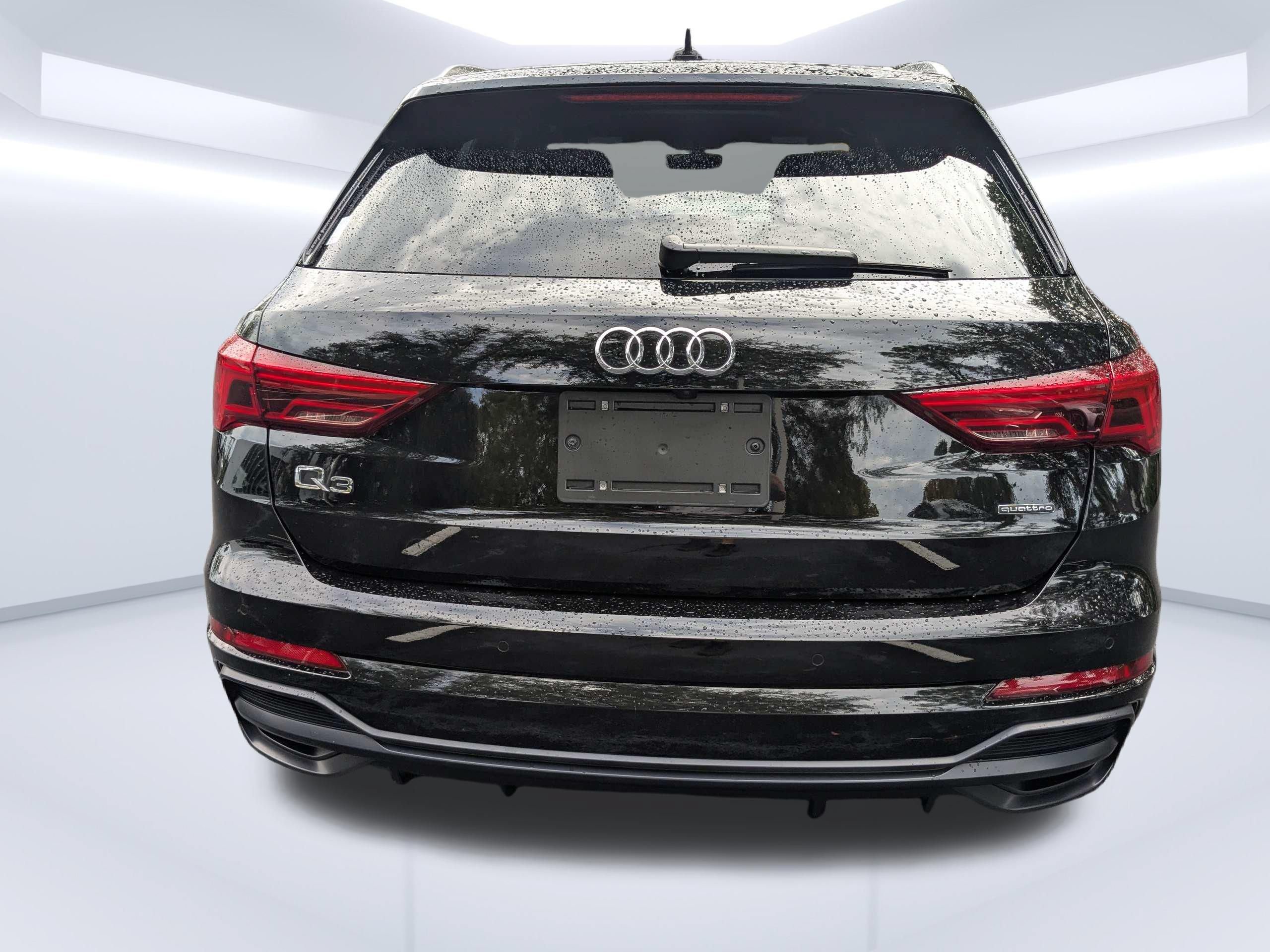 Certified 2021 Audi Q3 2.0T Premium w/ Convenience Package AWD/4WD image 5