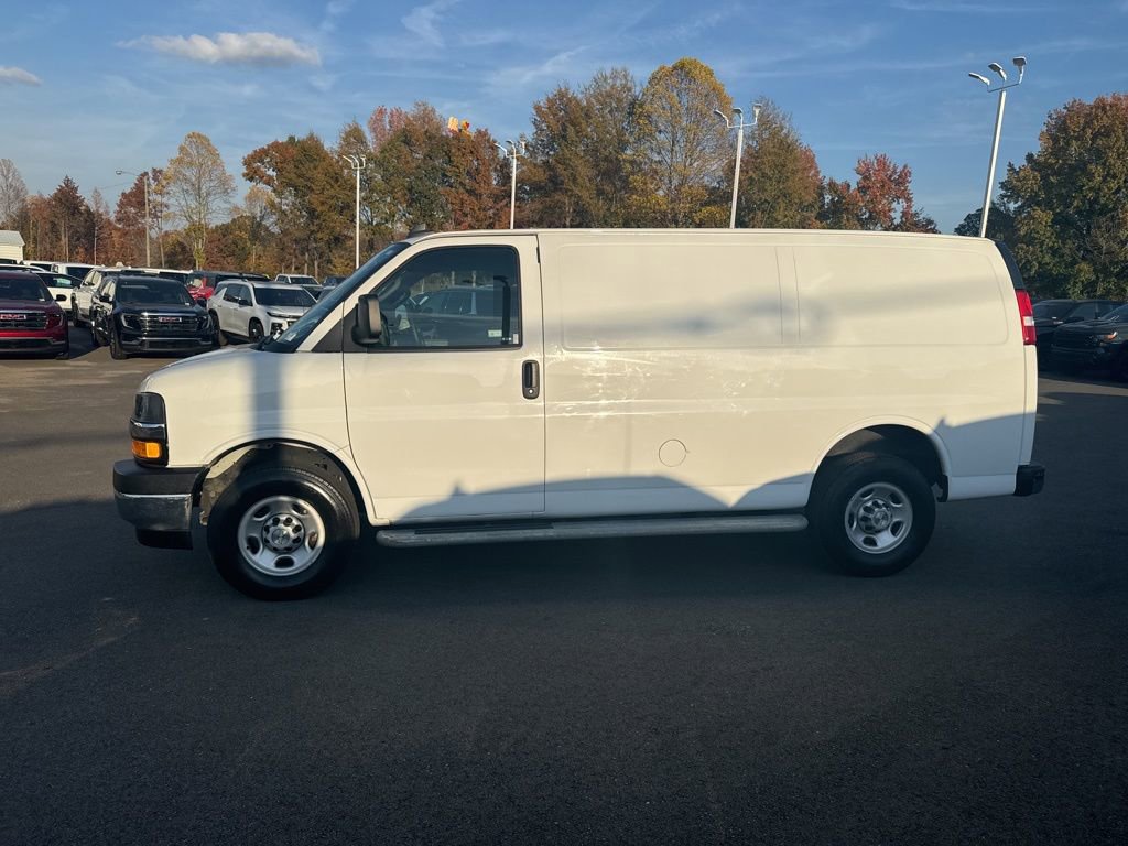 Used 2023 Chevrolet Express 2500 w/ Driver Convenience Package RWD image 2
