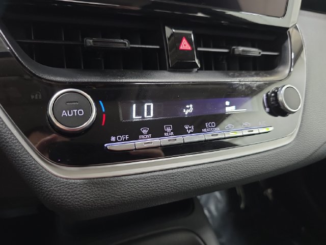 Certified 2025 Toyota Corolla LE FWD image 19