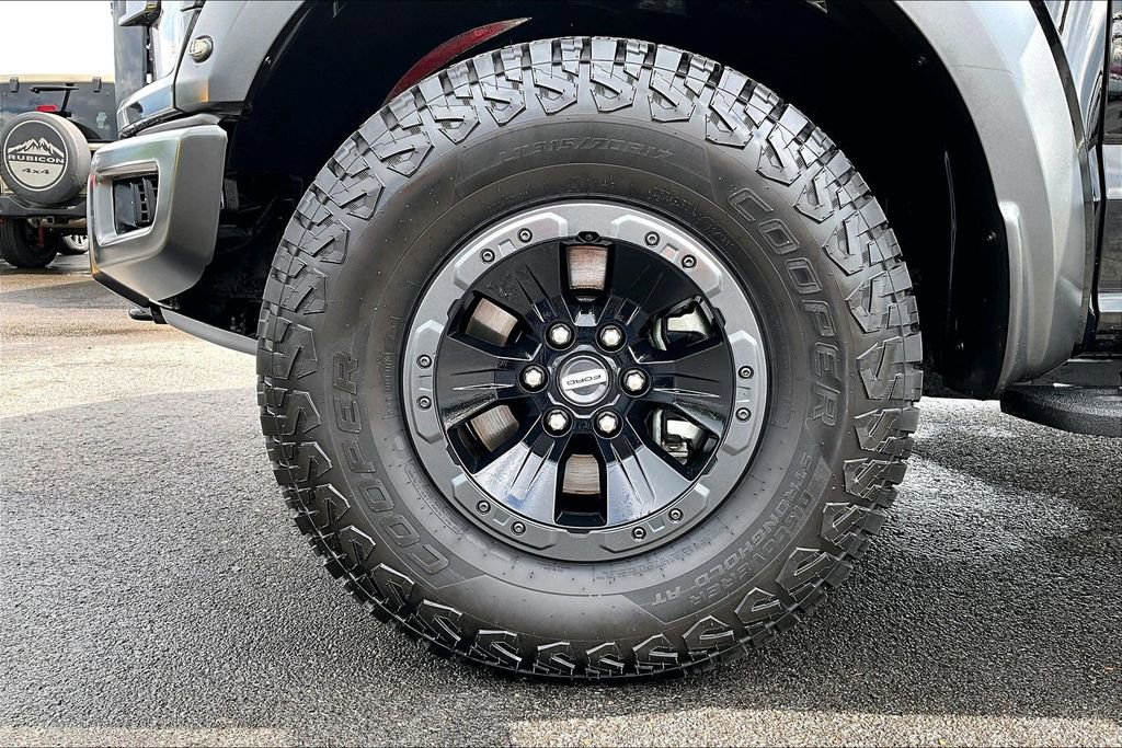 Used 2018 Ford F150 Raptor w/ Equipment Group 802A Luxury AWD/4WD image 36