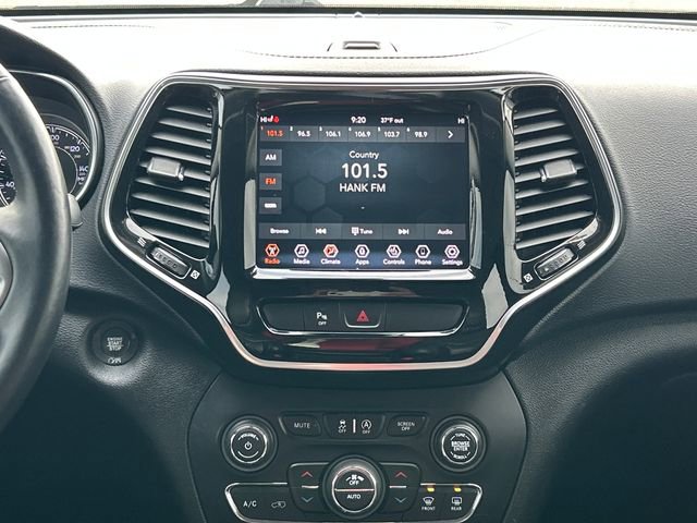 Used 2019 Jeep Cherokee Limited image 27