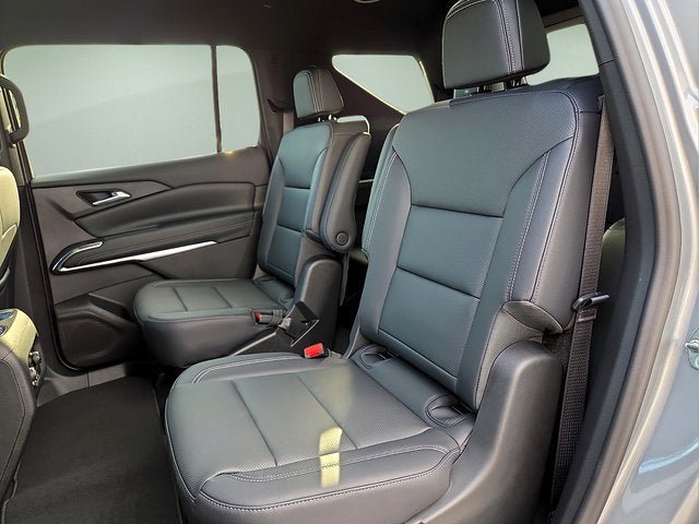 New 2027 Chevrolet Traverse LT w/ Driver Confidence Package AWD/4WD image 13