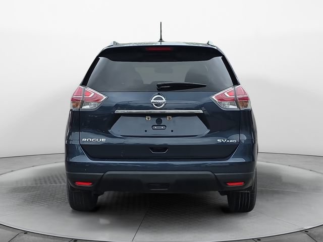 Used 2016 Nissan Rogue SV AWD/4WD image 4