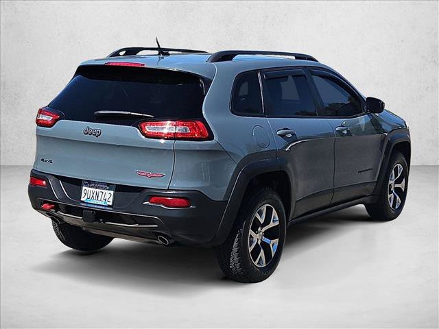 Used 2014 Jeep Cherokee Trailhawk w/ Leather Interior Group AWD/4WD image 5
