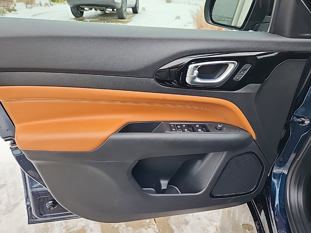 Certified 2024 Jeep Compass Limited w/ Elite Group image 15