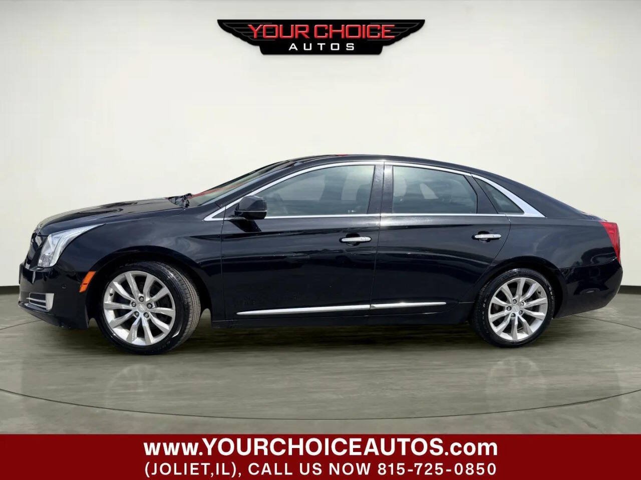 Used 2017 Cadillac XTS Luxury FWD image 2