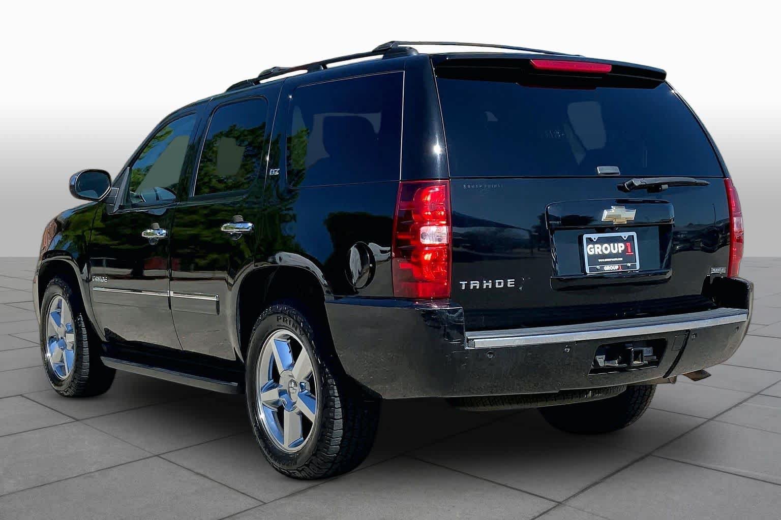 Used 2011 Chevrolet Tahoe LTZ AWD/4WD image 11