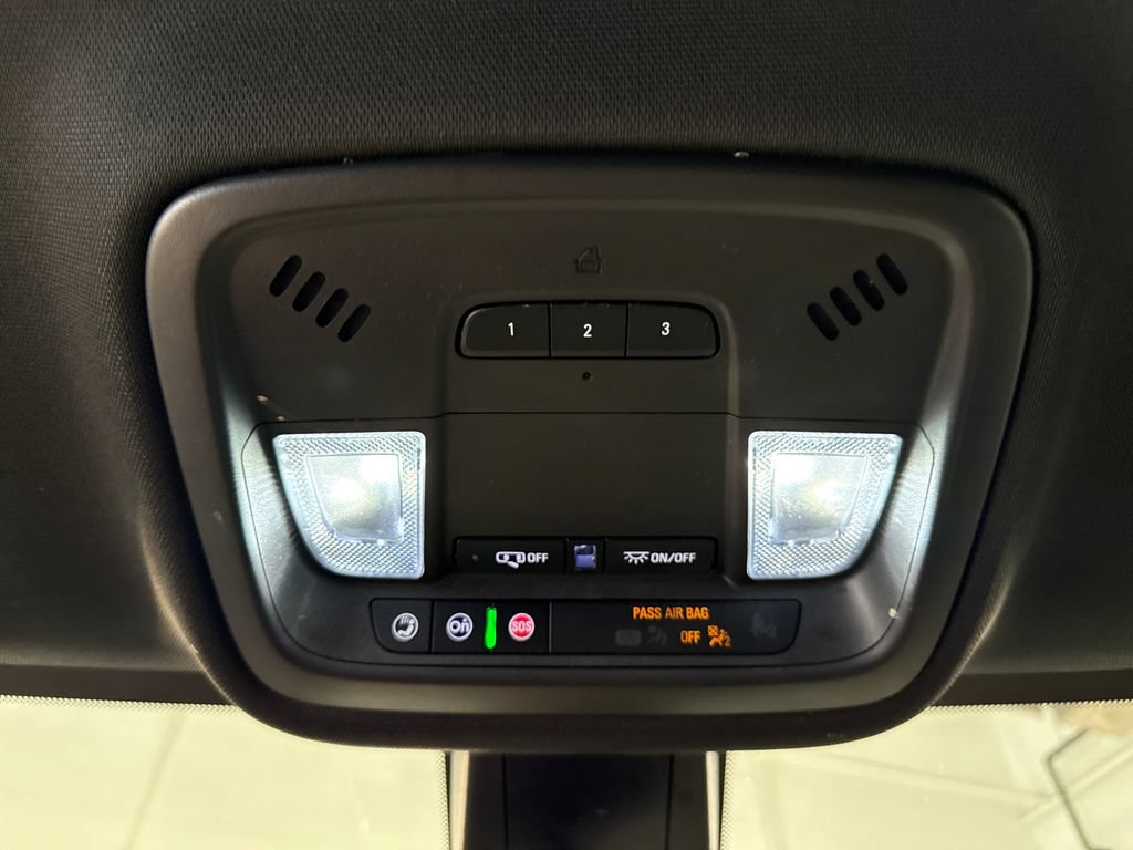 Used 2022 Chevrolet Traverse LT AWD/4WD image 22