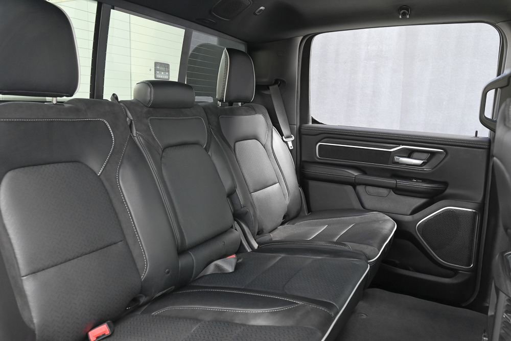 Used 2026 RAM 1500 Laramie AWD/4WD image 12