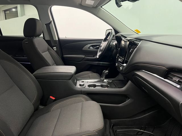 Used 2020 Chevrolet Traverse LT w/ LPO, Floor Liner Package image 29