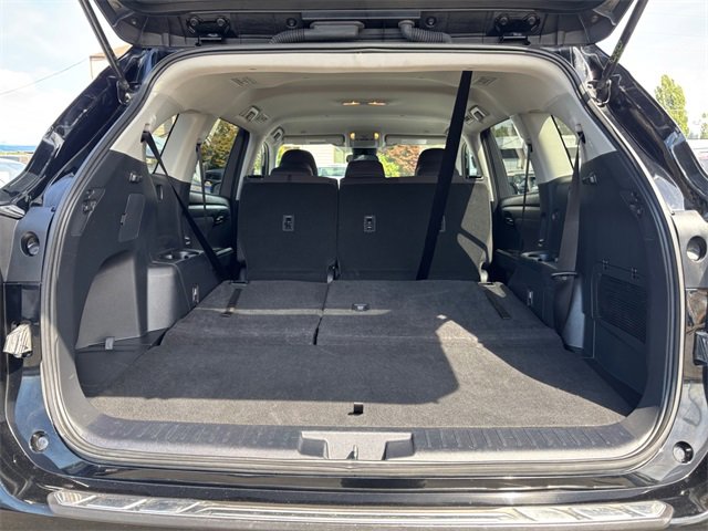 Used 2023 Toyota Highlander LE image 31