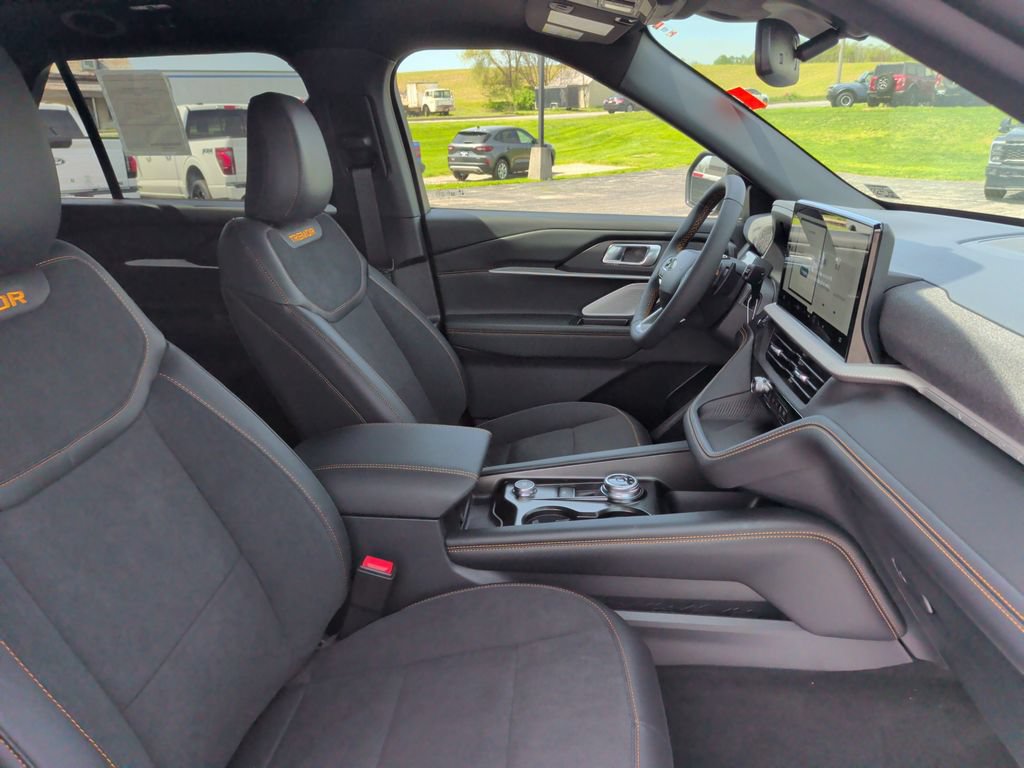 New 2026 Ford Explorer Tremor w/ Tremor Ultimate Package AWD/4WD image 9