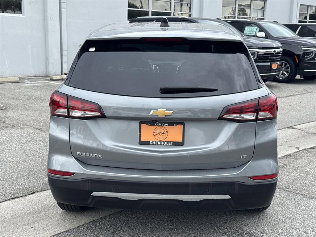 Used 2023 Chevrolet Equinox LT image 3