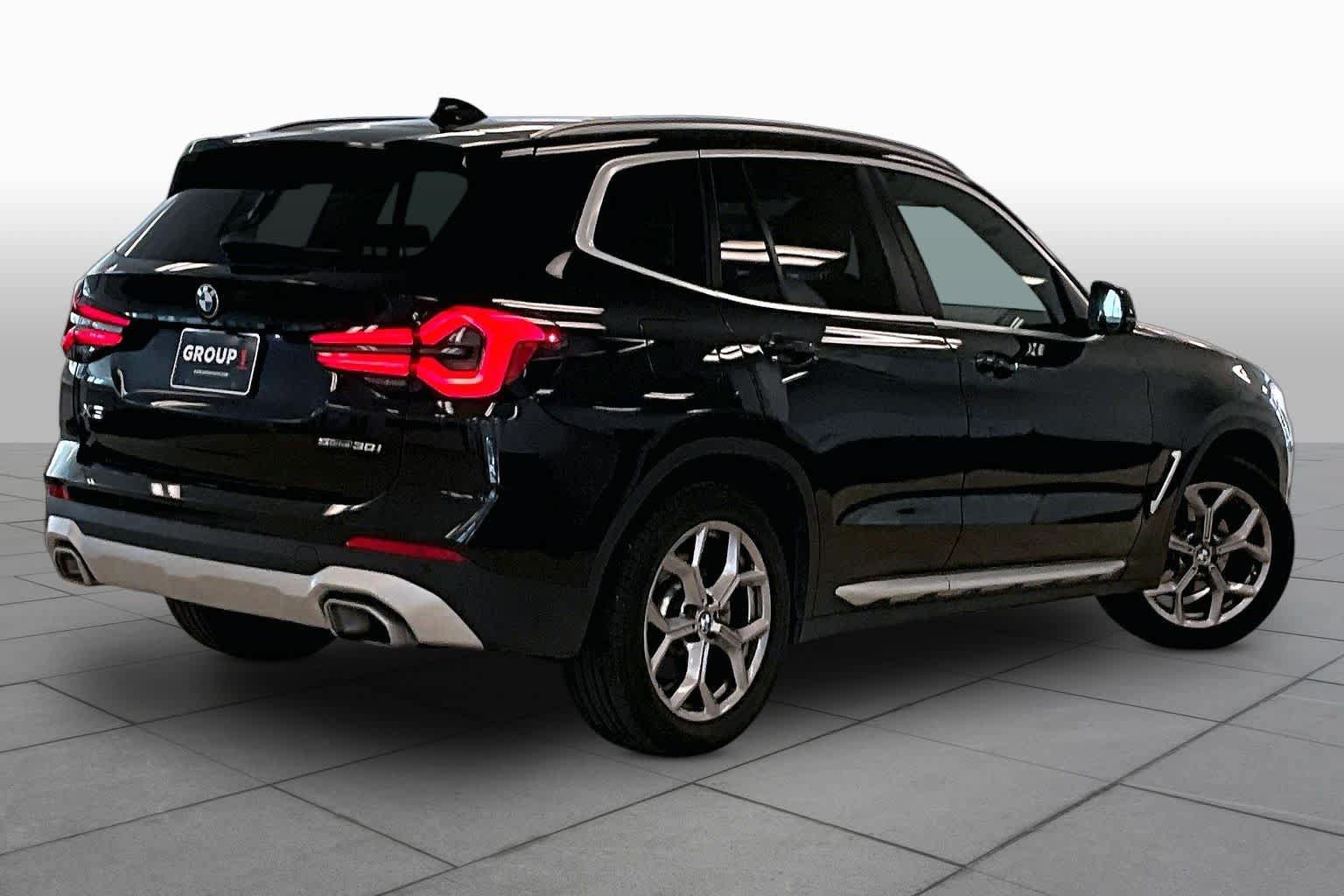 Used 2024 BMW X3 sDrive30i w/ Convenience Package w/ZPA RWD image 12