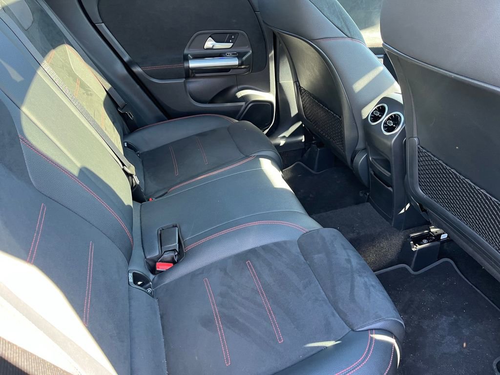 Certified 2023 Mercedes-Benz GLA 250 4MATIC image 19