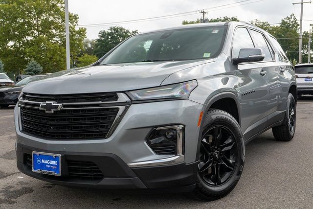 Used 2023 Chevrolet Traverse LT