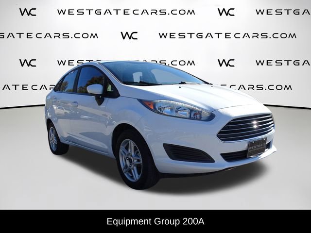 Used 2018 Ford Fiesta SE image 2