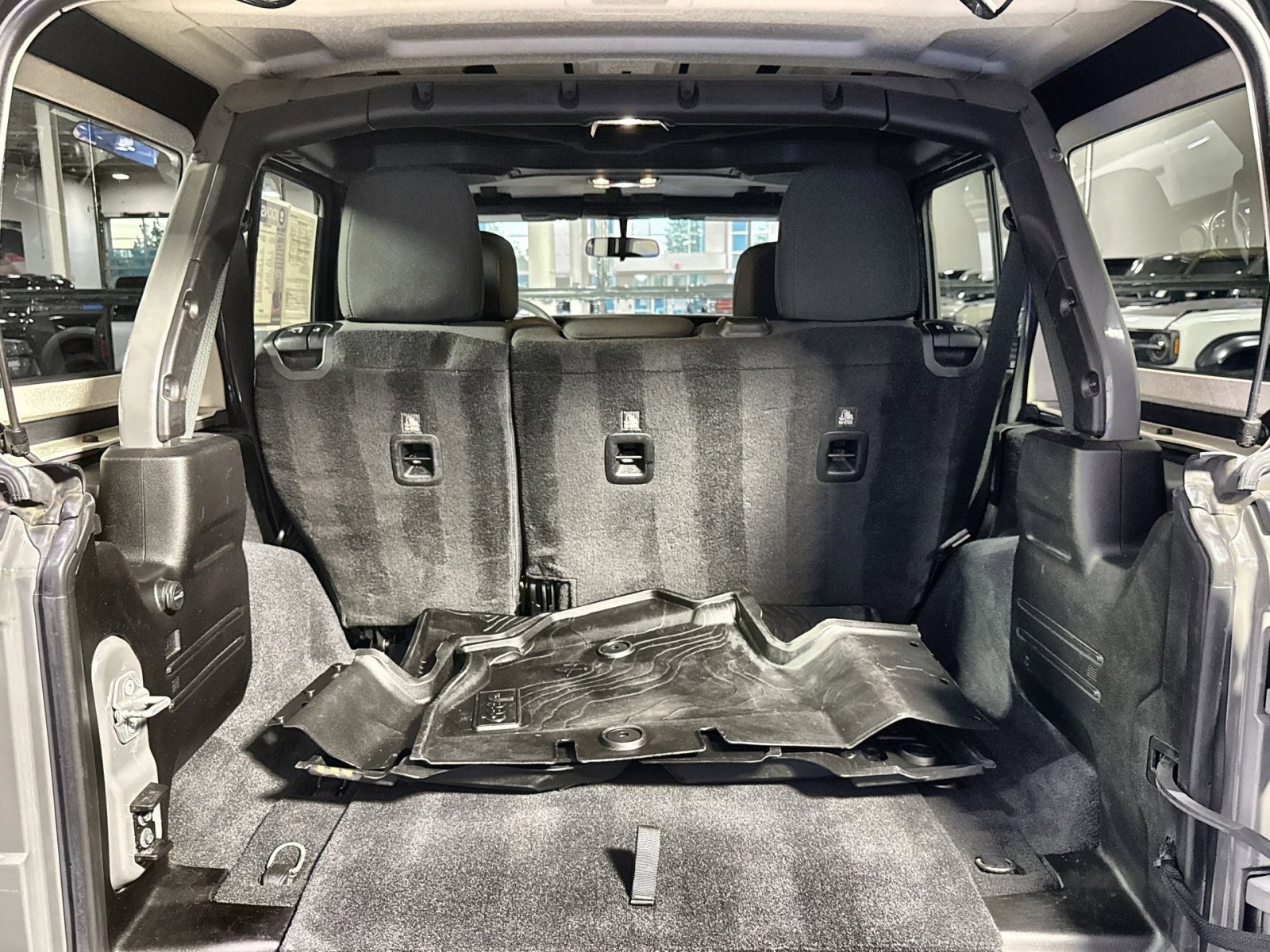Used 2019 Jeep Wrangler Unlimited Sport image 30